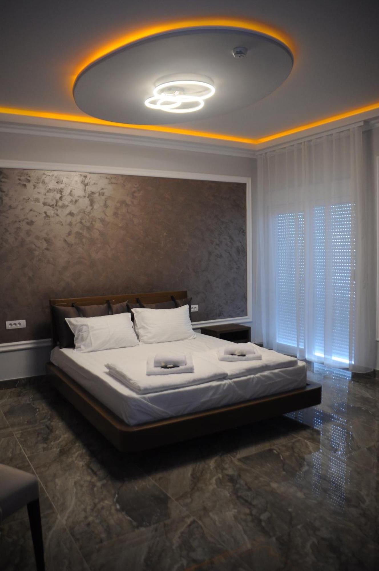 Hotel Sobe Sova Kikinda Exteriér fotografie
